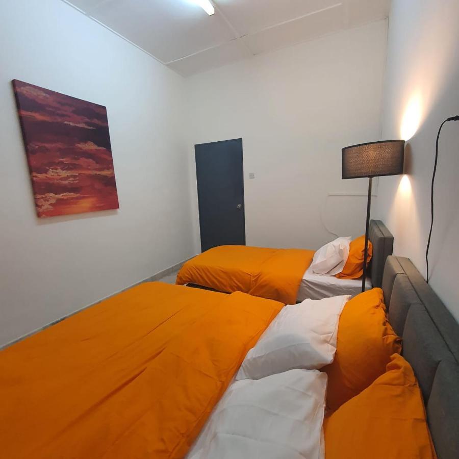 Airputih Younee4r3b 5mintownhomestay-10pax Holiday home